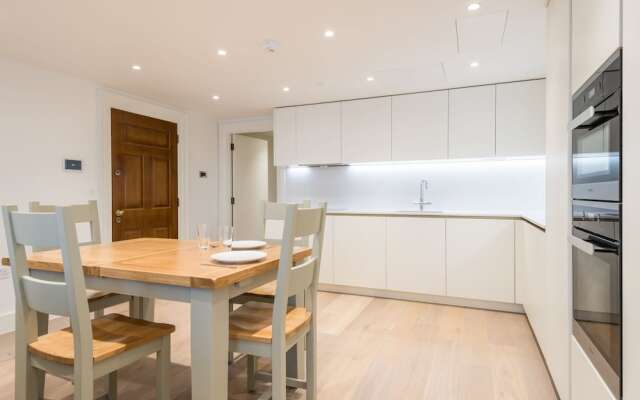 Luxurious Apartment by Richmond Park