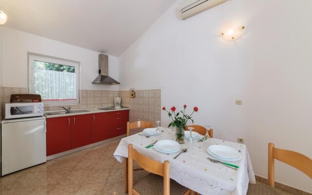 Amazing Home in Pula With Wifi and 2 Bedrooms