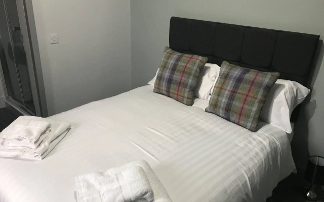 The Knowes Hotel & Restaurant