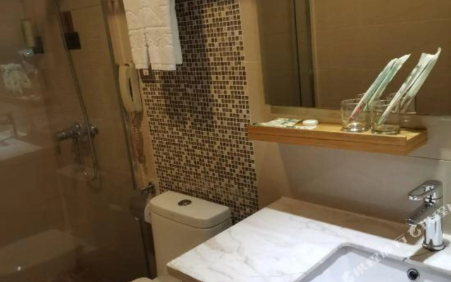 Overseas Chinese Hotel