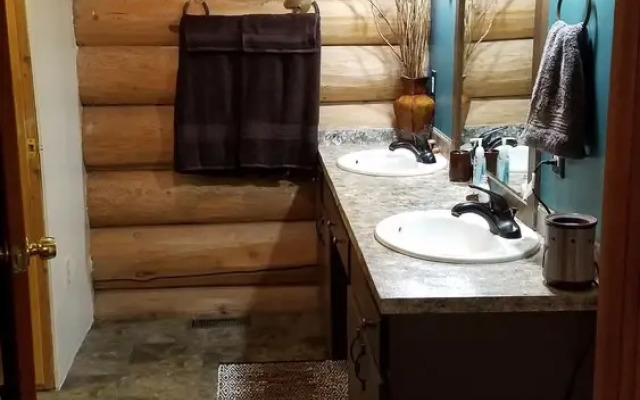Drunk Duck Lodge