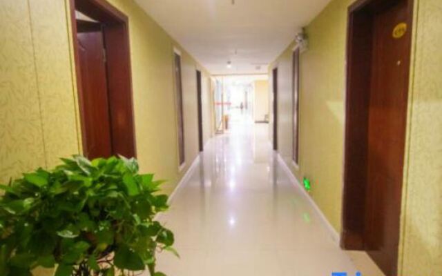 Youth Business Hotel