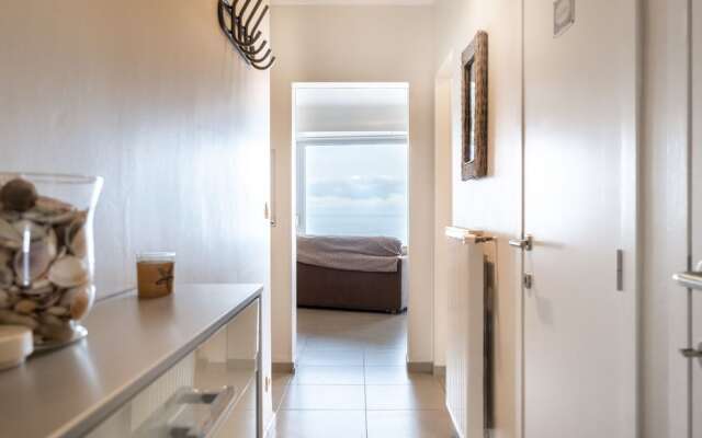 Vitalo 401 With sea View Located on the Dike