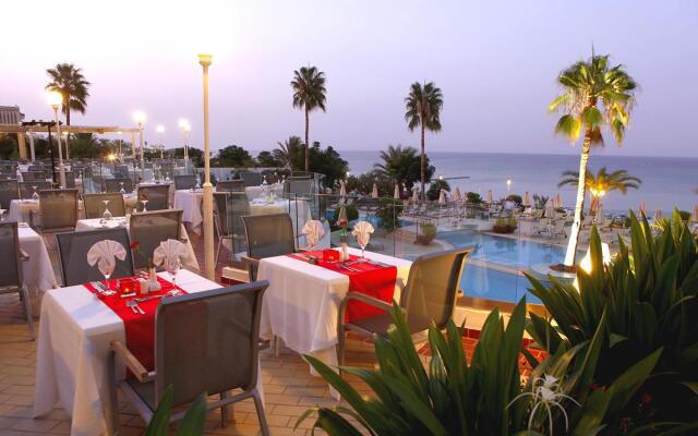 Sunrise Beach Hotel