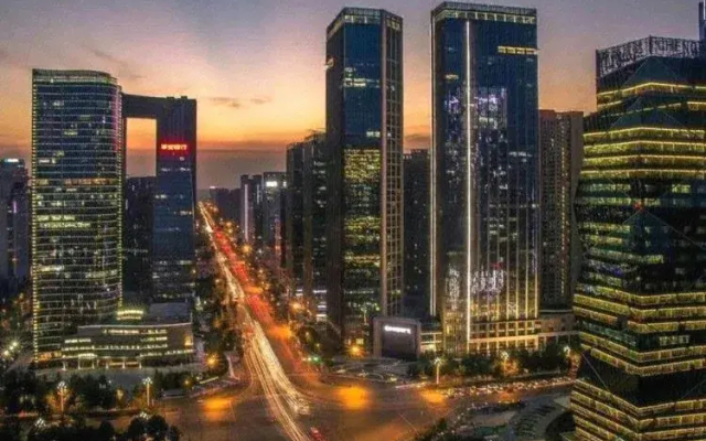 Huaxiang Shengshi Hotel