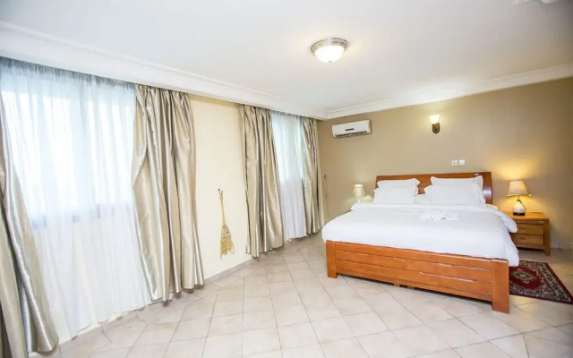 Residence Le Carat Akwa