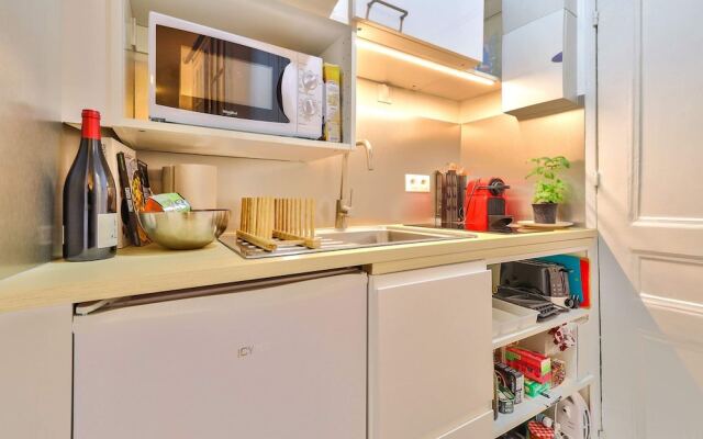 Very Nice Studio in the 1st Arr. Paris