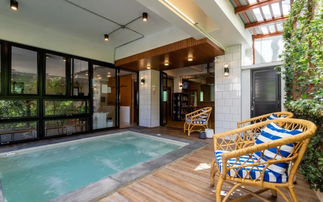 Baan Taveesri