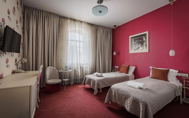 Moon Garden Boutique Hotel