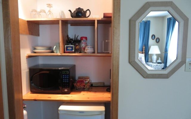 Country Cozy Bed and Breakfast