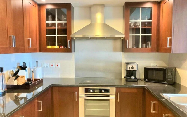 Stunning Downtown apartment with balcony