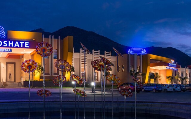 Peermont Metcourt at Thaba Moshate