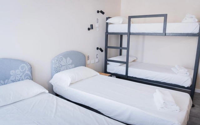 Piccolo Catalunya Hostel