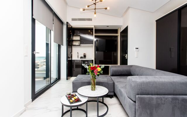 Crystal villas & suites