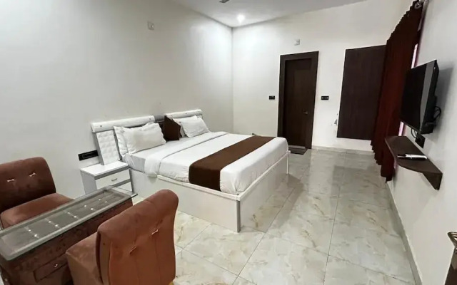 magnifica Luxurious Villa by daranga