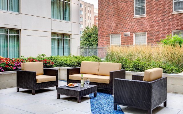 Courtyard by Marriott Washington, DC/Foggy Bottom