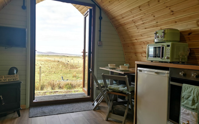 Cozy Cabin Retreat in Halkirk
