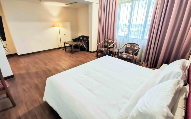 Crystal Crown Hotel Harbour View