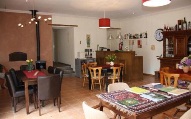 Hotel Camping Sur Yonne