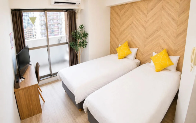 Royal Heights Sakuragawa Condominium – Guest Rooms – Osaka