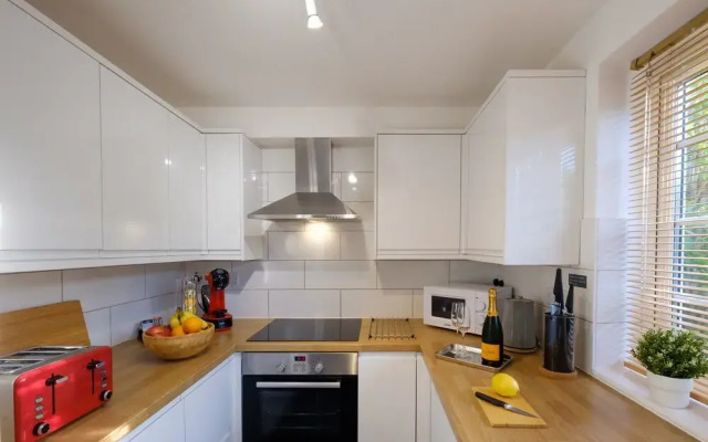 Riverwalk Apartment One