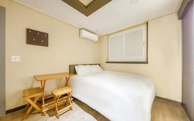 Boryeong Coconut Motel