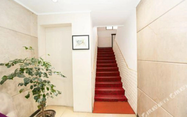 OYO Kunming Yingdu Hotel