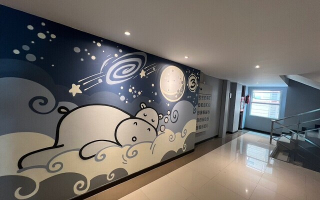 Herma Hotel