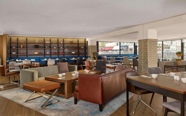 Hyatt Regency Paris Etoile Hotel