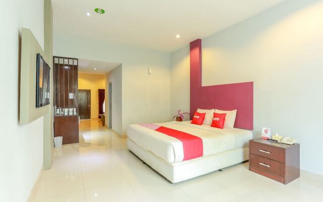 OYO 2073 Grand Inn Hotel Lombok