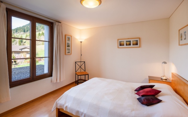 Alpine Apartment With Stunning Views – Guest Rooms – Chateau-d'Oex
