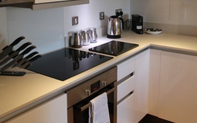 Karah Suites - Peascod Place