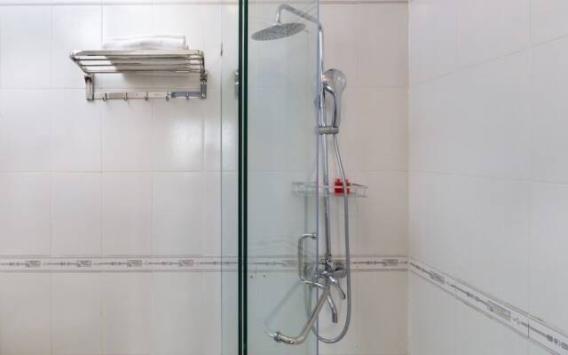 White Diamond PN Hotel