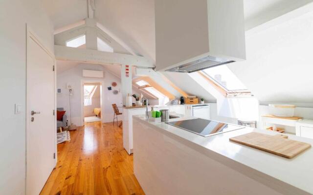 MyHomeisYourHome Viana Center Apartment