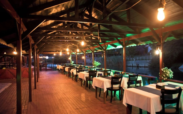 Ağva Tias Shelale Otel