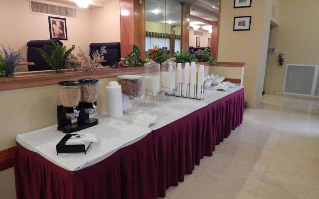 North Miami Beach Gardens Inn & Suites