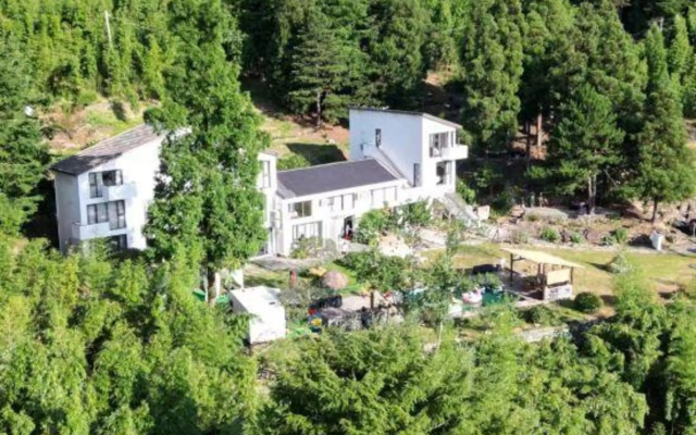 Yueguo Shanqiu Hostel