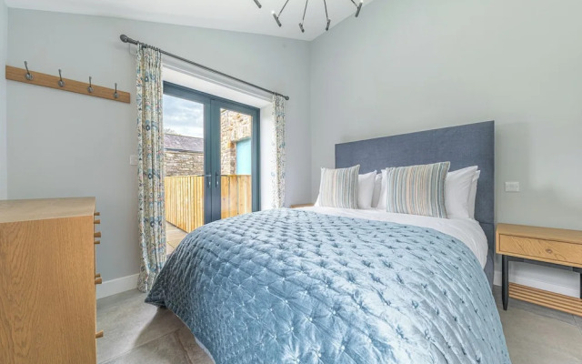 No 2 The Coach House