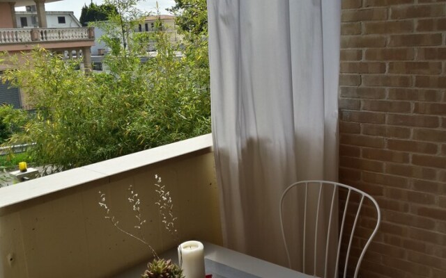 Bed and Breakfast Bric & Brac