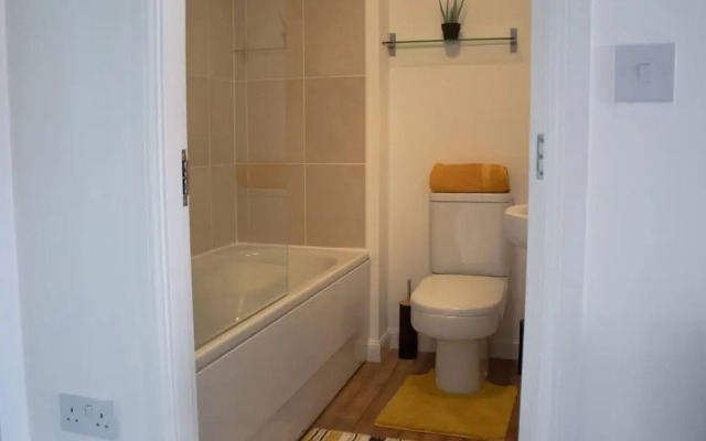 Cosy 2-bed House in Nottingham