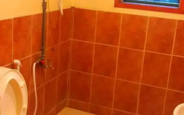 Sukau Backpackers B&B