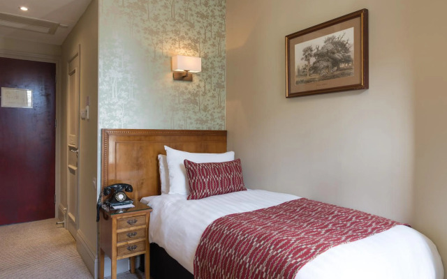 The Crown Manor House Hotel