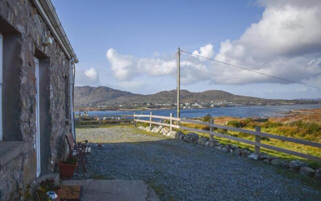 Bridies Holiday Cottage Roundstone