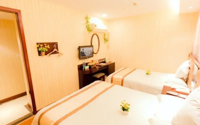 Greentree Inn Shanghai Caoan Road Textile Express Hotel