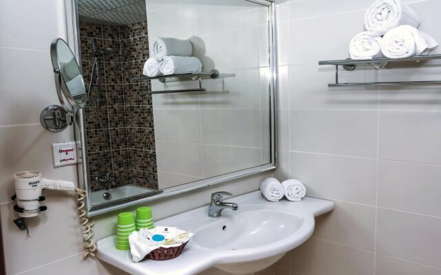 Golden Tulip Aqaba Hotel