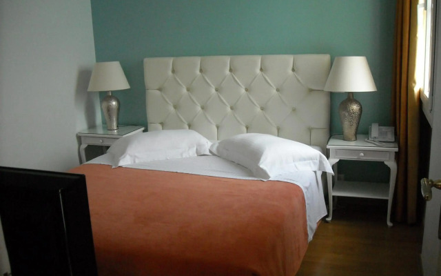 City Marina Hotel