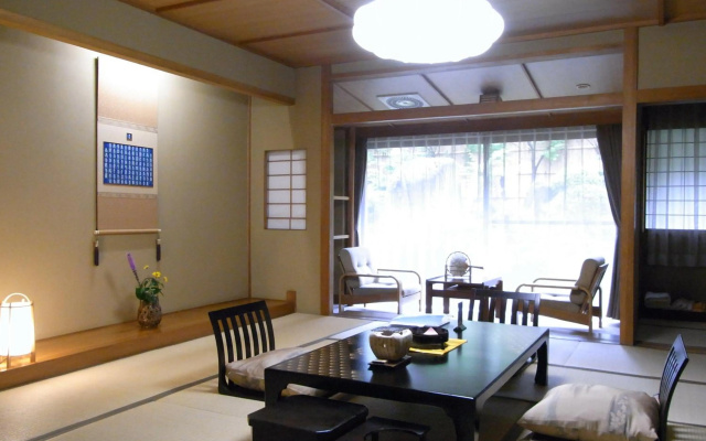 Shouhakutei Azumaso – Guest Rooms – Tendo