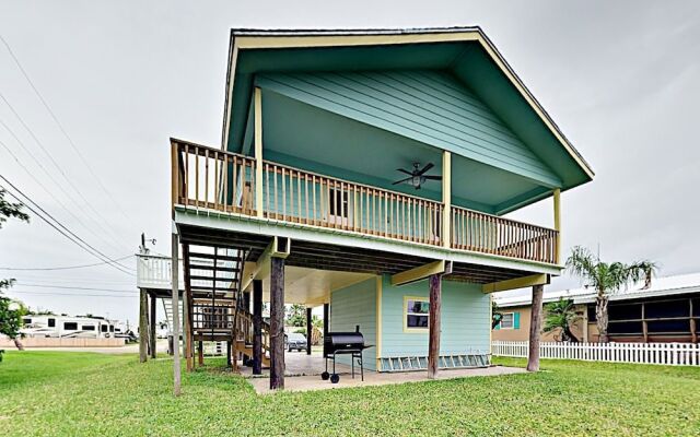 Deckhouse - Two Bedroom Home