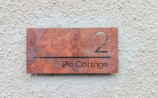 Pie Cottage