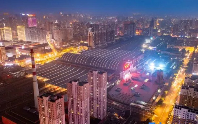 HanTing Hotel (Shenyang Railway Station West Square)